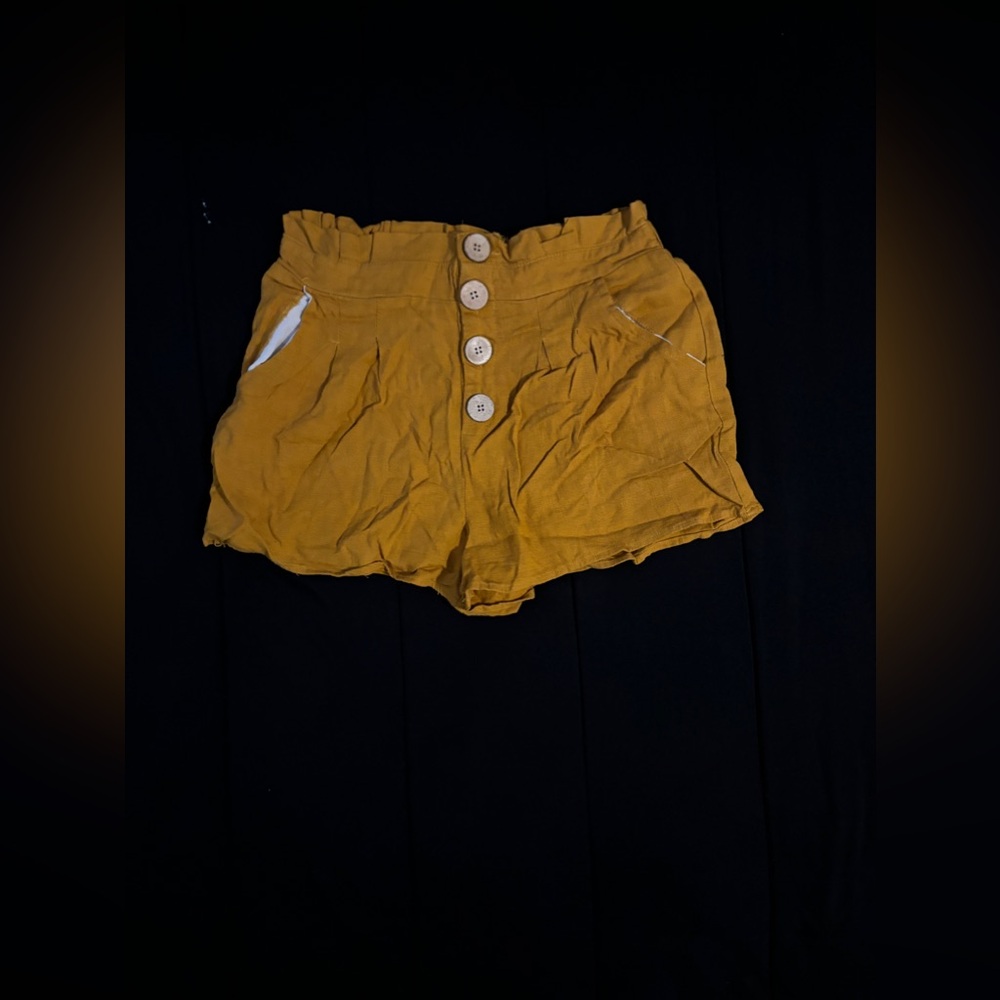 Yellow linen button up shorts w flare